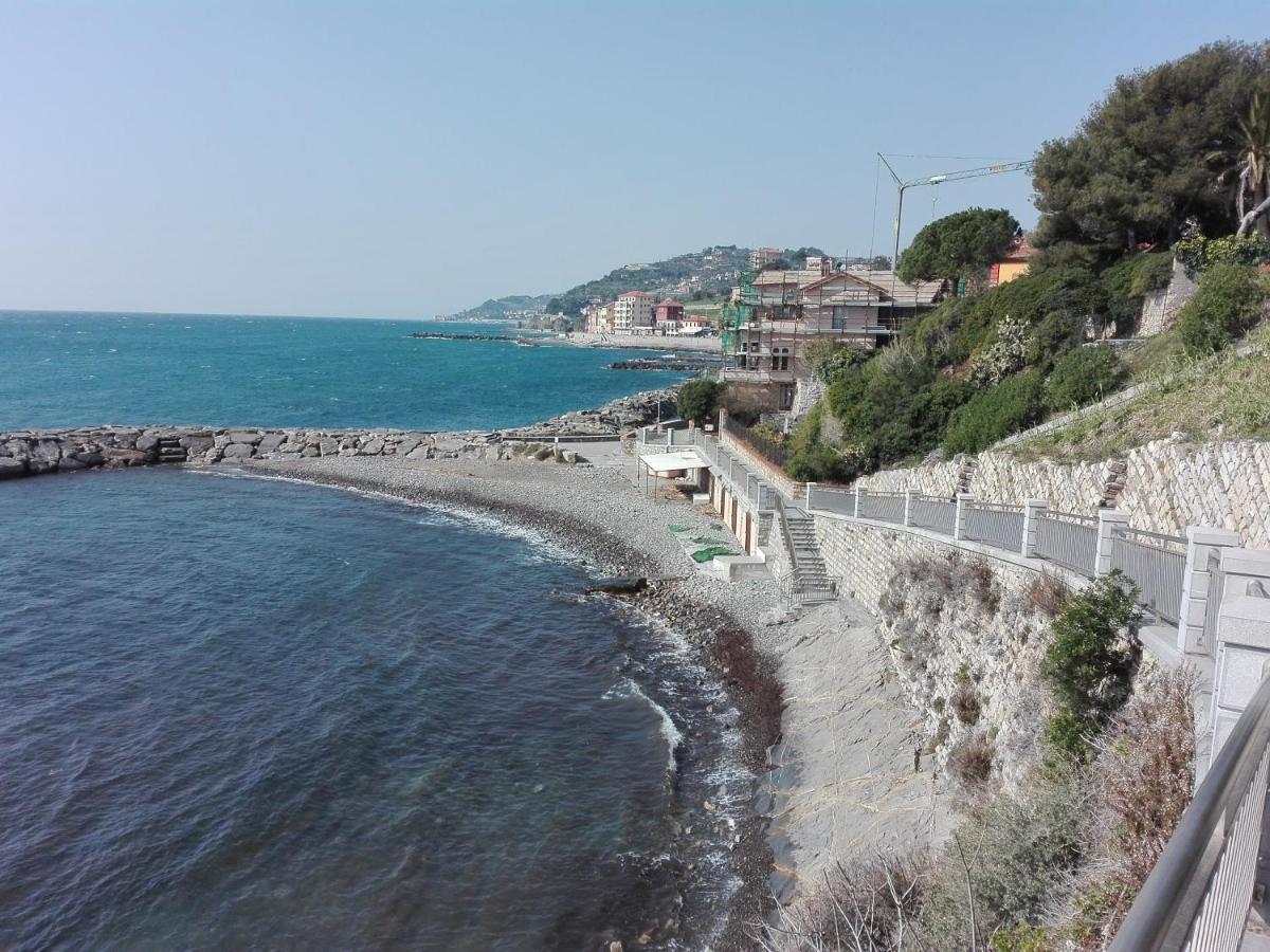 Casa Zaretta Lägenhet Imperia Exteriör bild