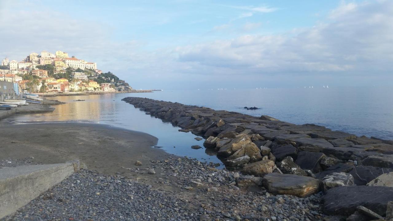 Casa Zaretta Lägenhet Imperia Exteriör bild